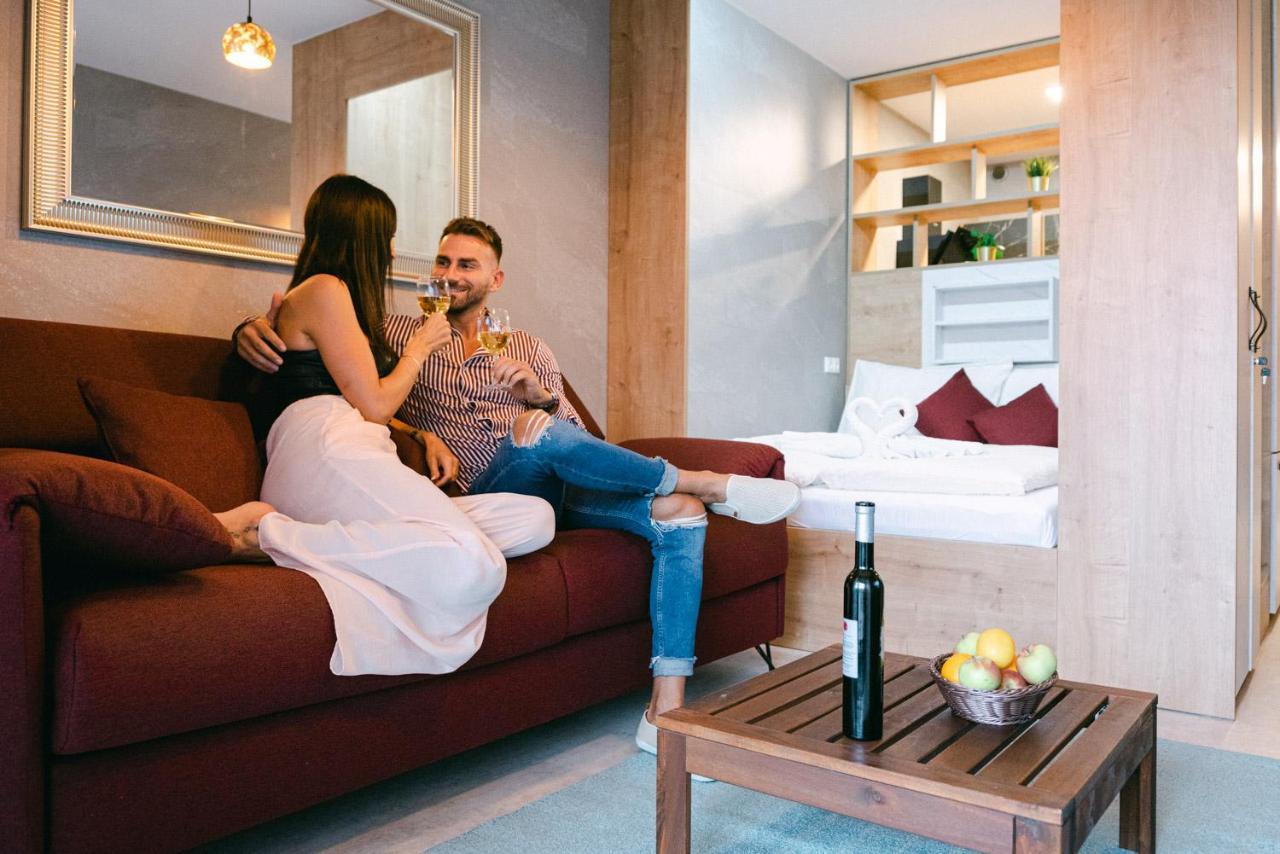 Svarog Unique Apartment Bratislava Bagian luar foto